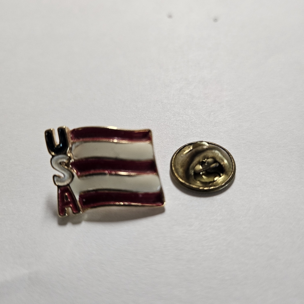 USA Letters Down Wavy American Flag Red White Blue Lapel Pin Goldtone .75" X .5"